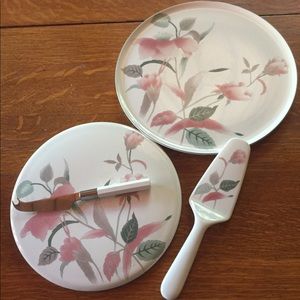 Mikasa Silk Flowers FX003 Cheese and Cake Serving